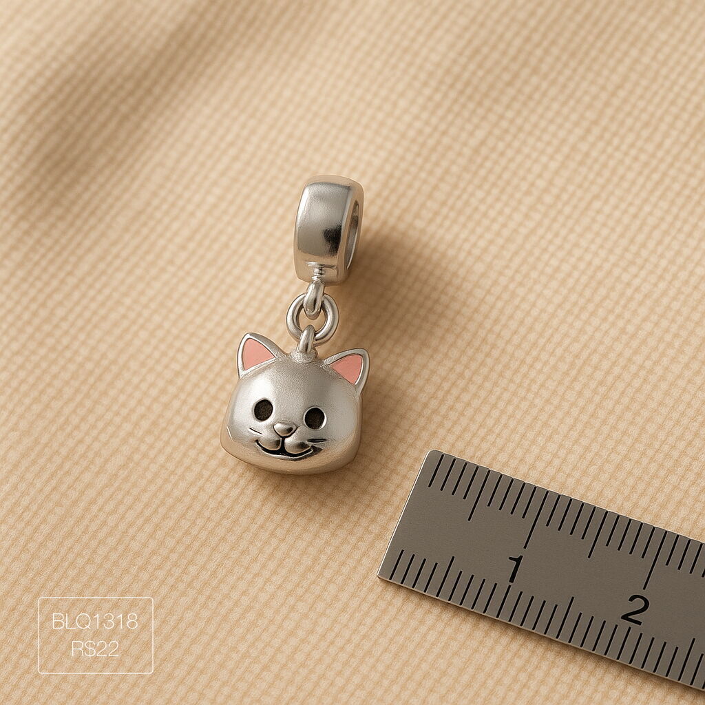 Berloque Cabeça de Cachorro Pendurado Esmaltado Prateado